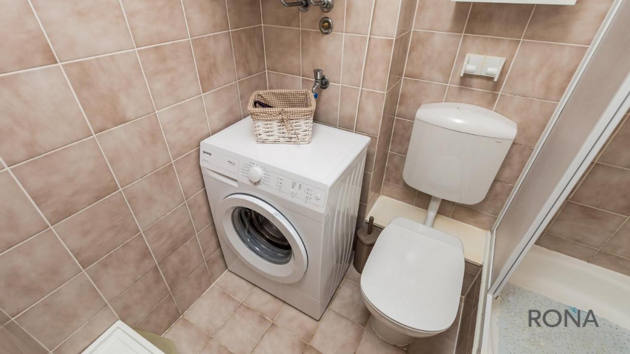 Rona Apartment Flower 1&Flower 2 Novalja Zewnętrze zdjęcie